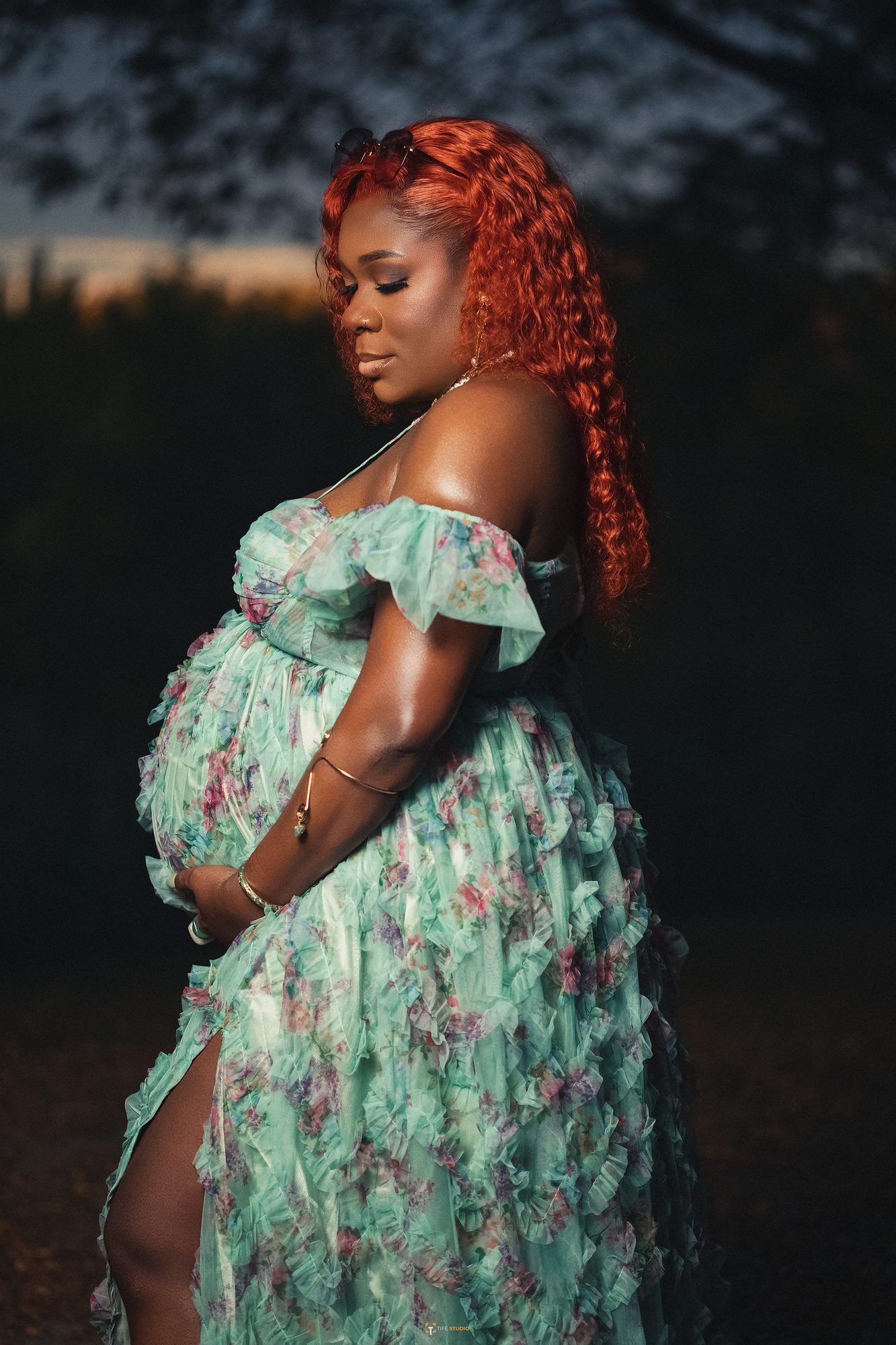 Maternity photography by TIFE STUDIO